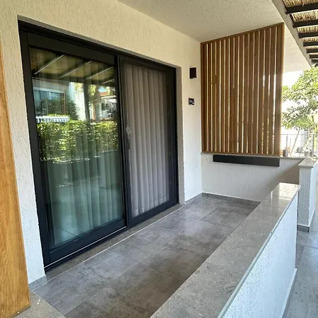 Naz Liman Отель *